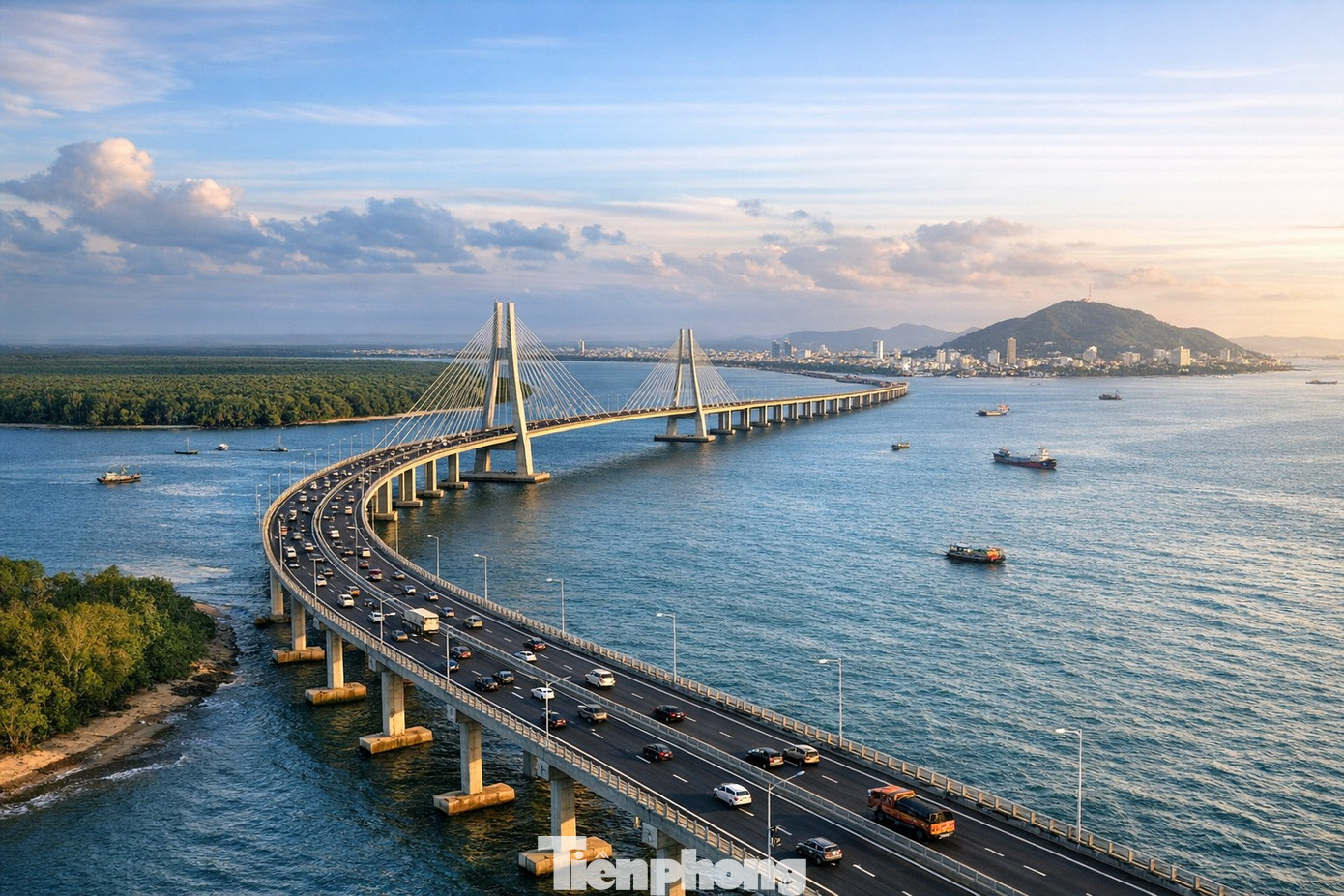 Vinhomes Green Paradise Cần Giờ | Bảng Giá & Chính Sách Mới Nhất 2025 7 Cầu vượt biển